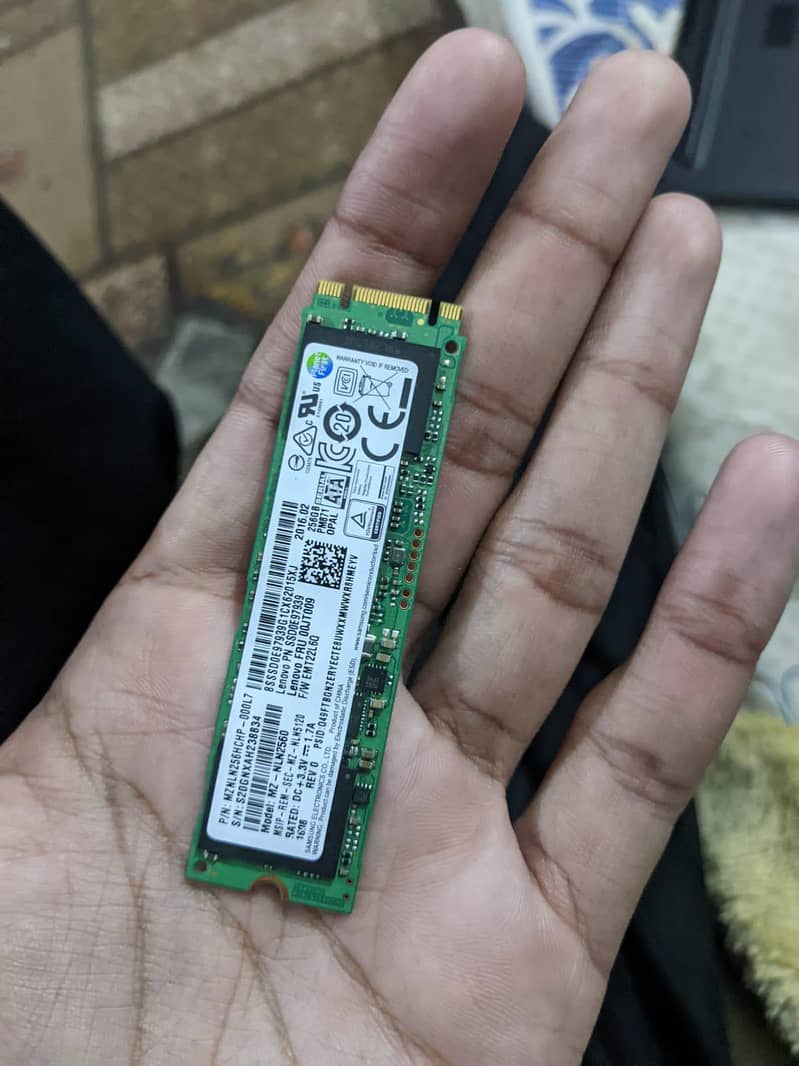 SSD 256 1