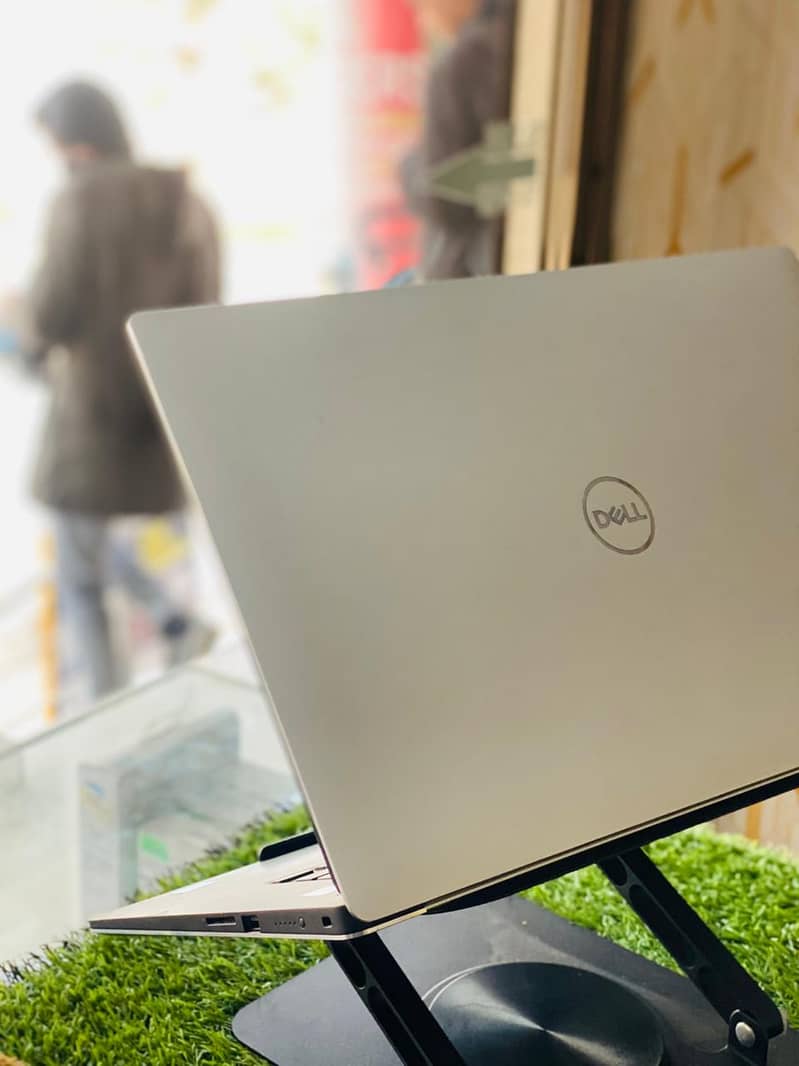Dell Precision 5530 2