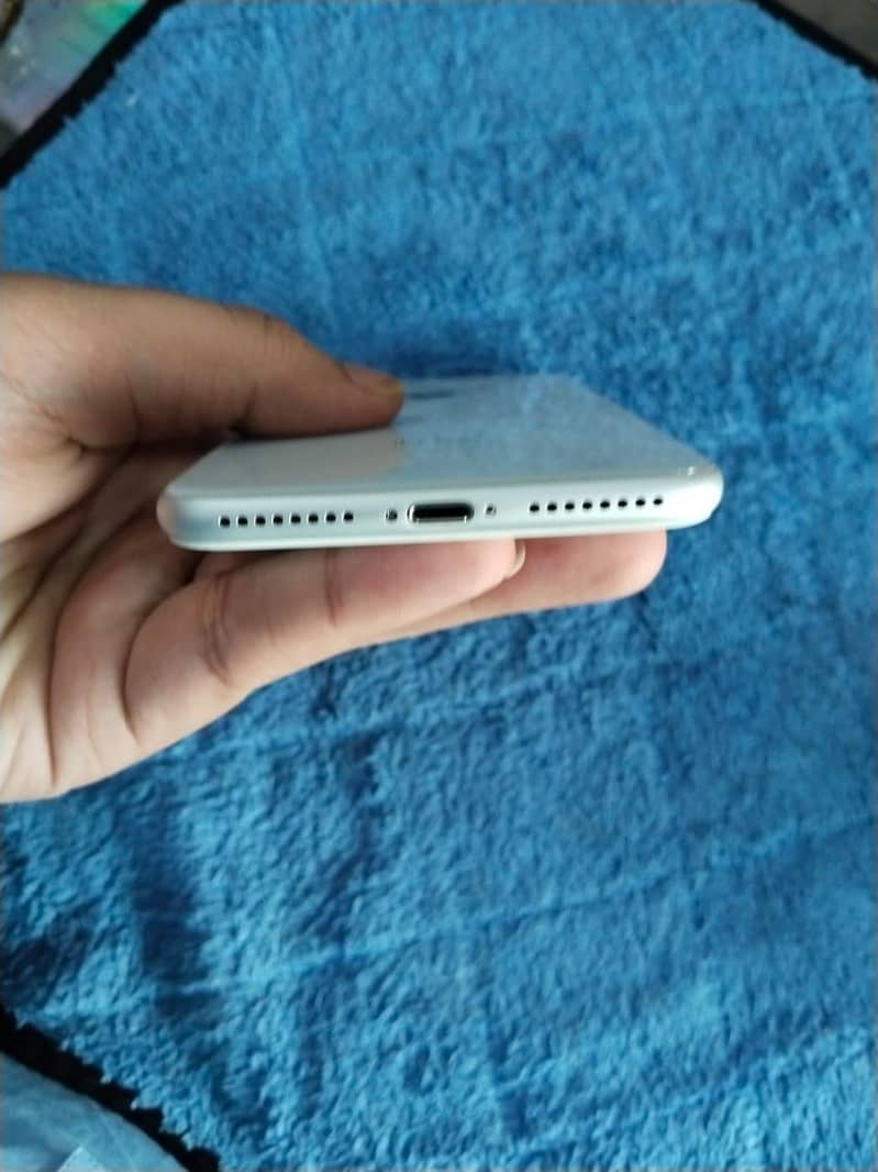 iphone 8 plus 3