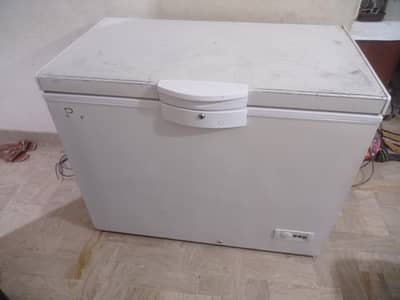 Dawlance Deep Freezer