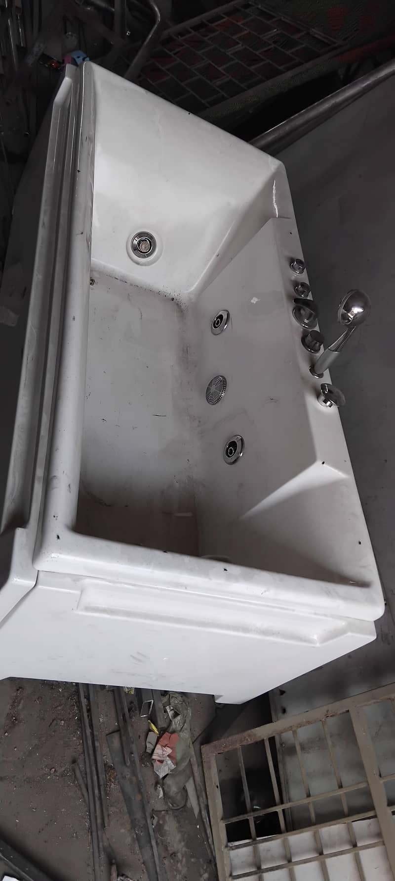 bathtab 1