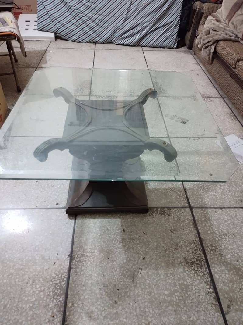 Center Table 0