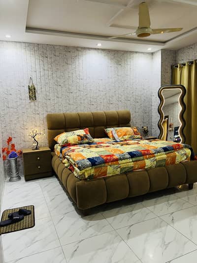 1 bed furnished Room For Rent per day basis Bahria Town phase 7 and 8