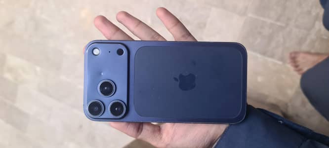 iphone xr to convert 17 pro