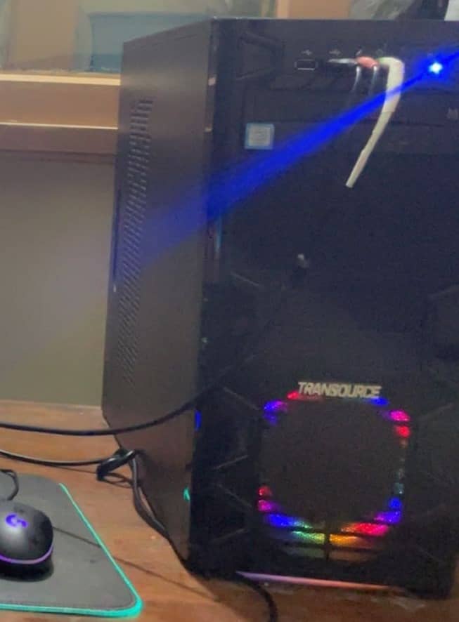 Gaming pc case . 7