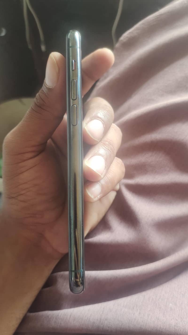 Iphone 11 pro 3