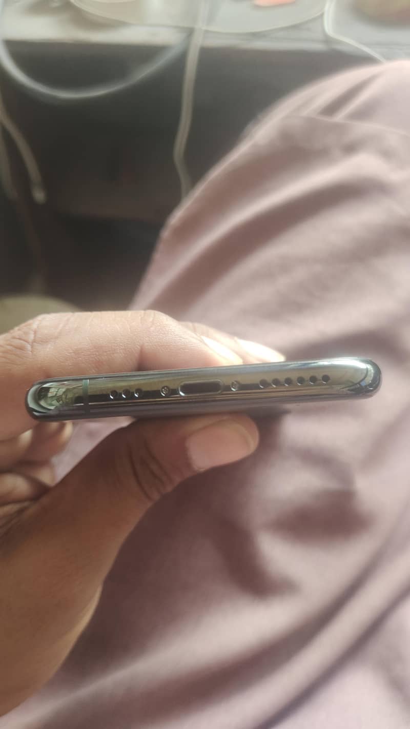 Iphone 11 pro 5