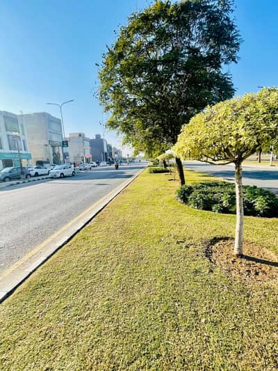 5 Marla Plot In Lake City M7C4 | Budget Friendly | Prime Location