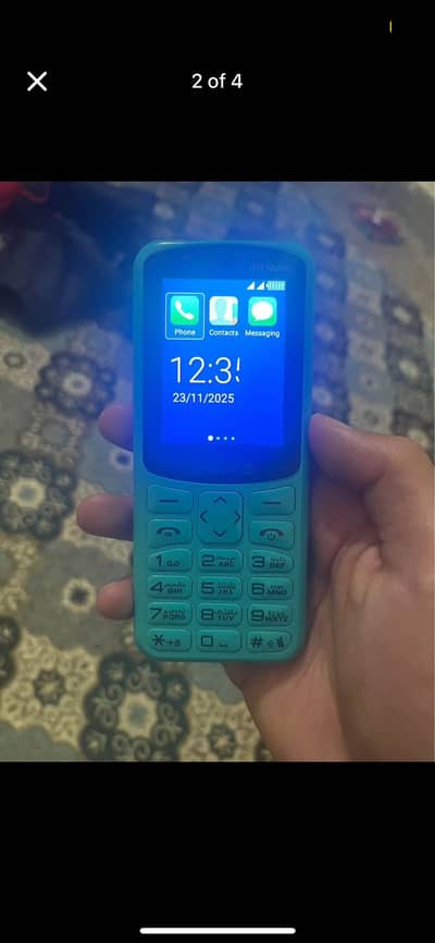 Calme 4G music with box and original charger