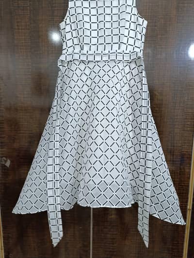 sleeveless frock