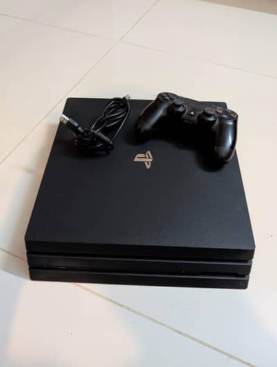 brand new Sony playstation 4 pro 1 tyrabite