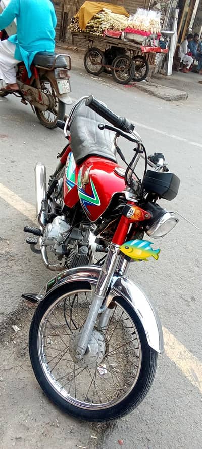 O3OO7896O65*. TOTAL GENUINE HONDA CD 7O CC MODEL 2018