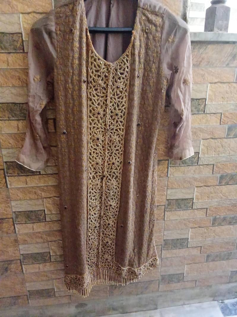 large sized stitched dreses 5