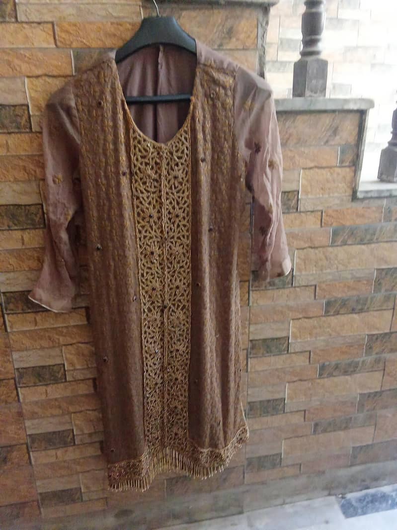 large sized stitched dreses 6