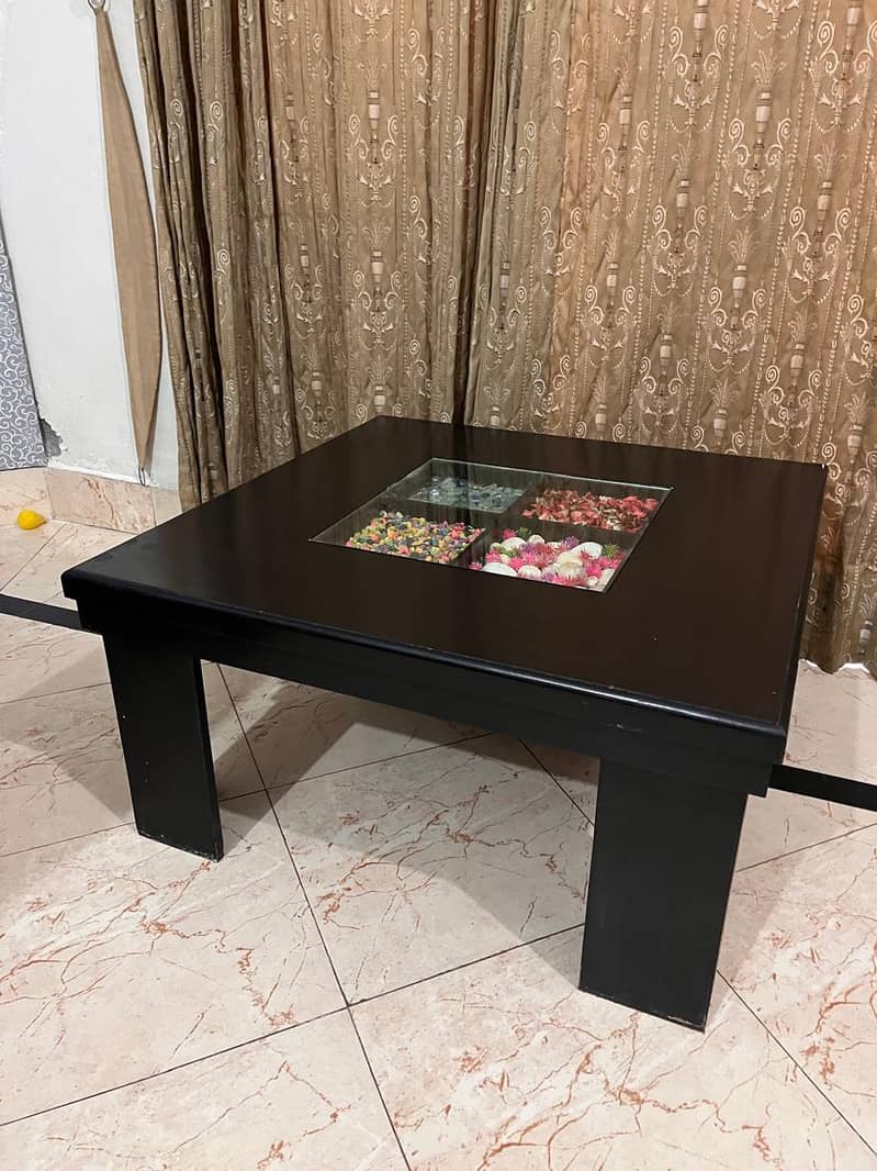 Coffee Table 3x3 ft 0