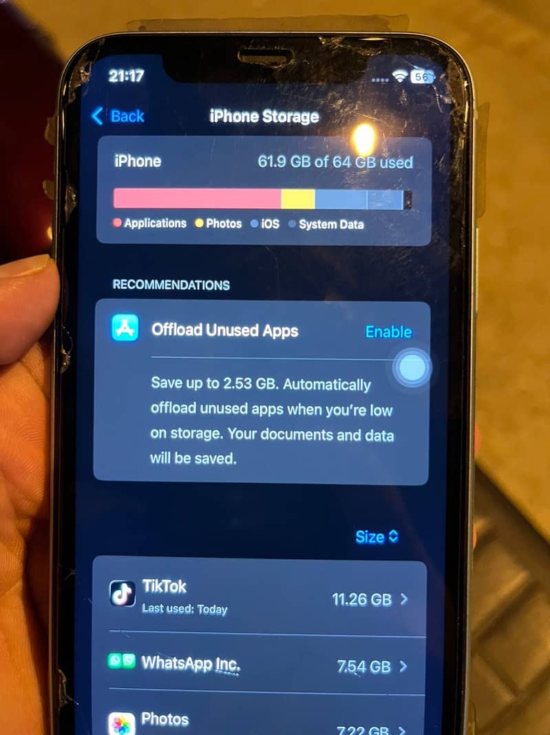 iPhone 11 3
