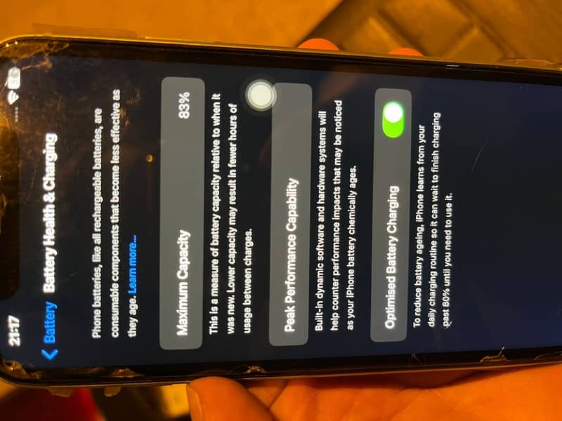iPhone 11 4