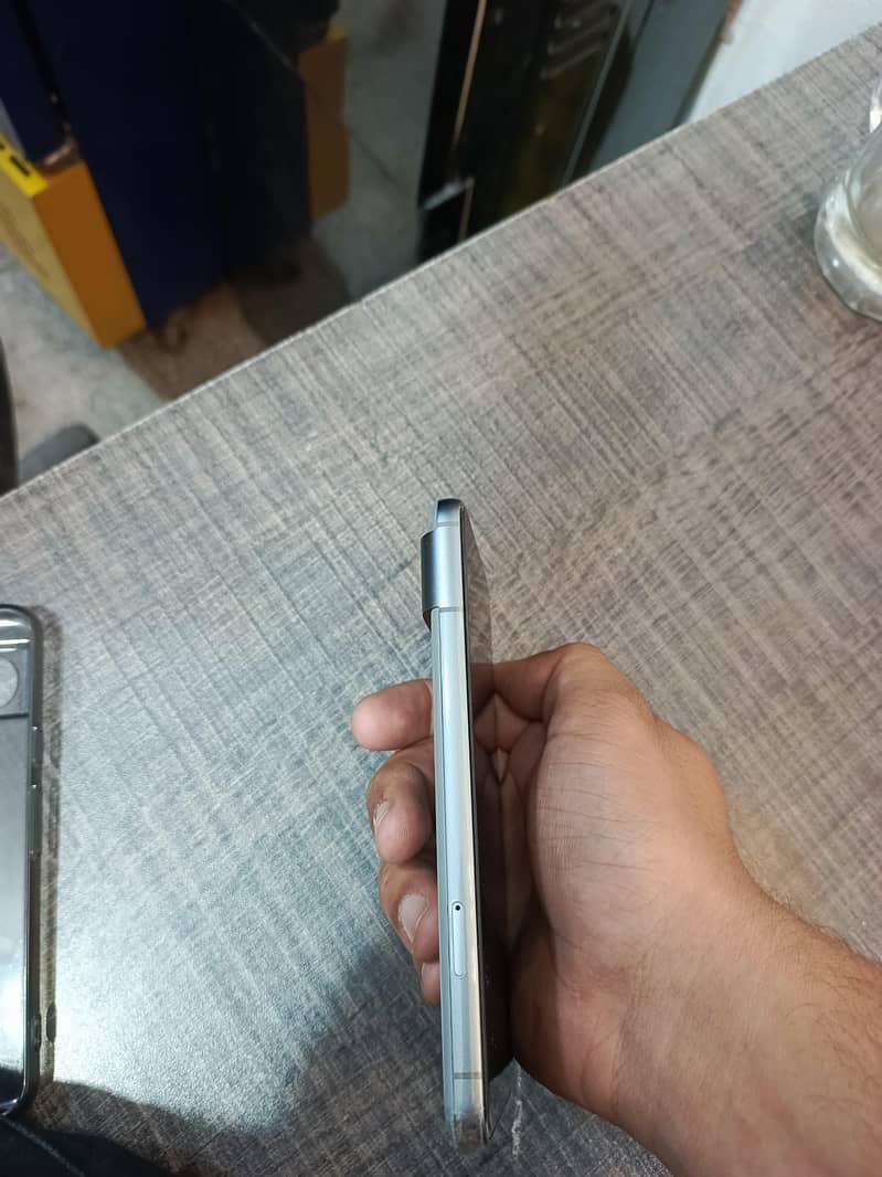Pixel 8 2