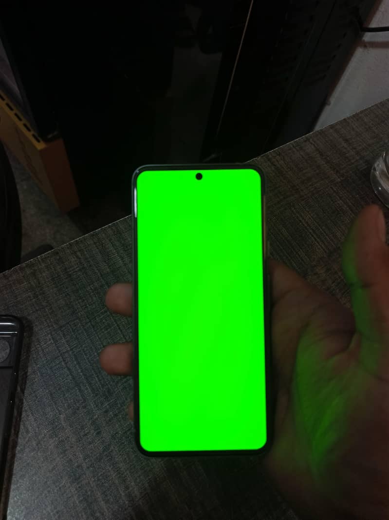 Pixel 8 5
