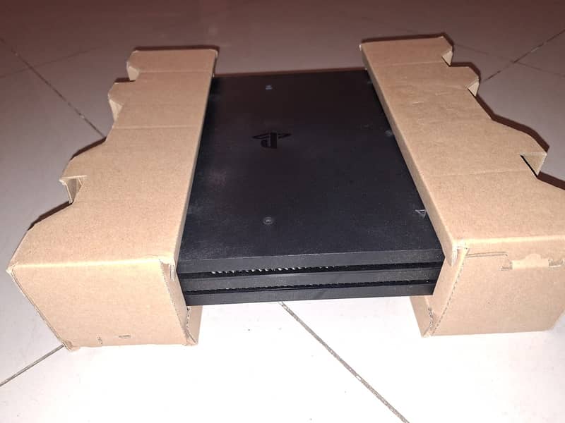 pS4 Pro 3