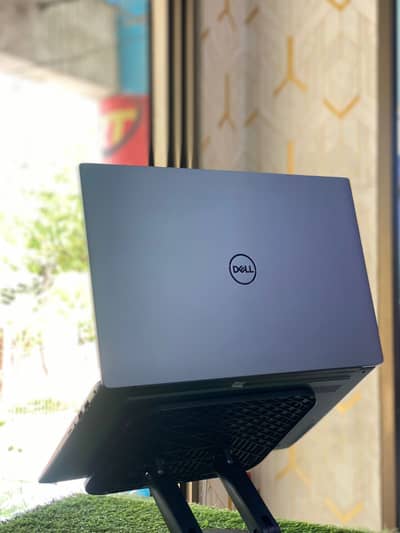 Dell Vostro 5590 10th gen Core i5-10210U (1.60Ghz-4.20Ghz) 8GB/256GB