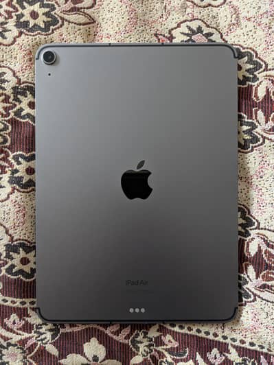 ipad air 5 (M1) 64gb, wi-fi+cellular  (Apple pencil 2 separately)