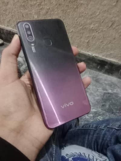 Vivo Y17 4+4 128gb for sale in good condition