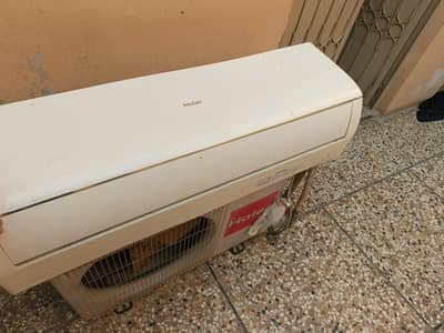 haier 1.5 ton Non inverter lush condition 10/10