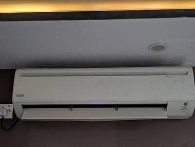 ACSON 2 Ton DC Inverter AC – Excellent Condition