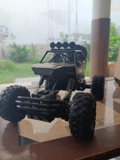 RC 4x4 huge big size rock crawler