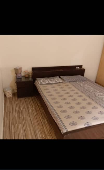 In PECHS Block 2 200 Square Yards Upper Portion For Sale