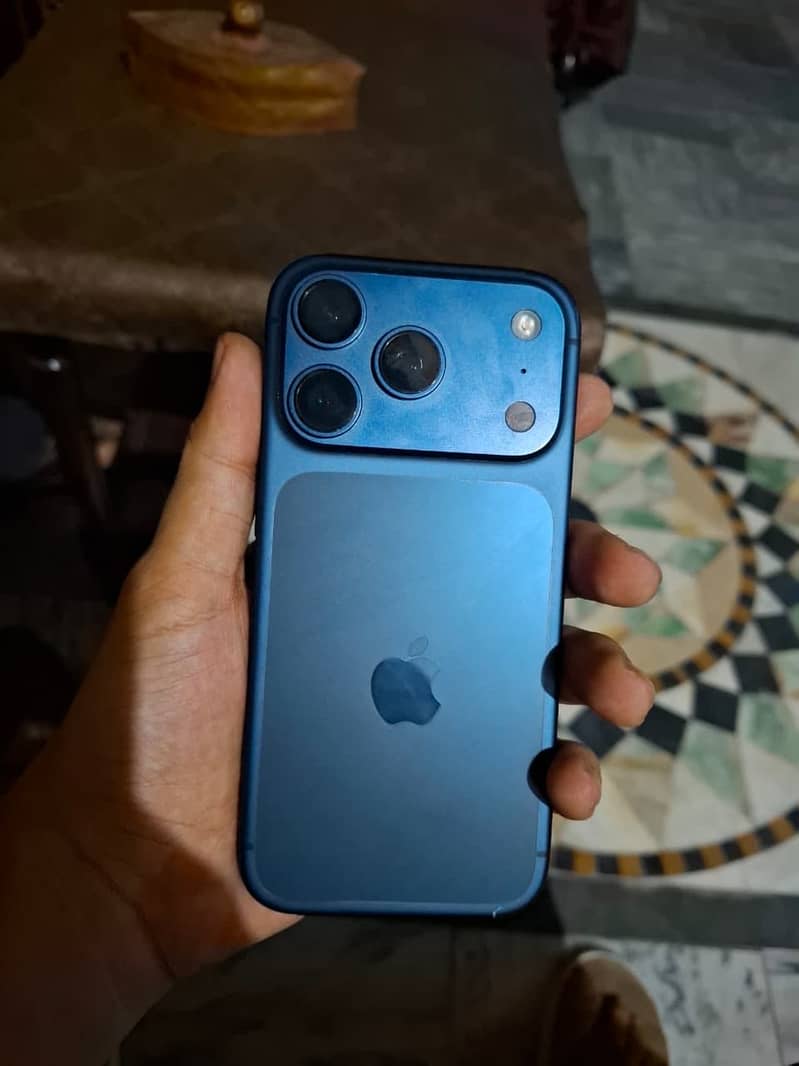 Iphone 17 pro 4