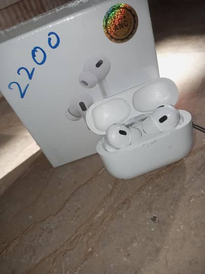 Wireless Earbuds with Noise Cancellation & Long Battery Life