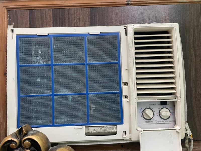 Window AC 1 Ton 2