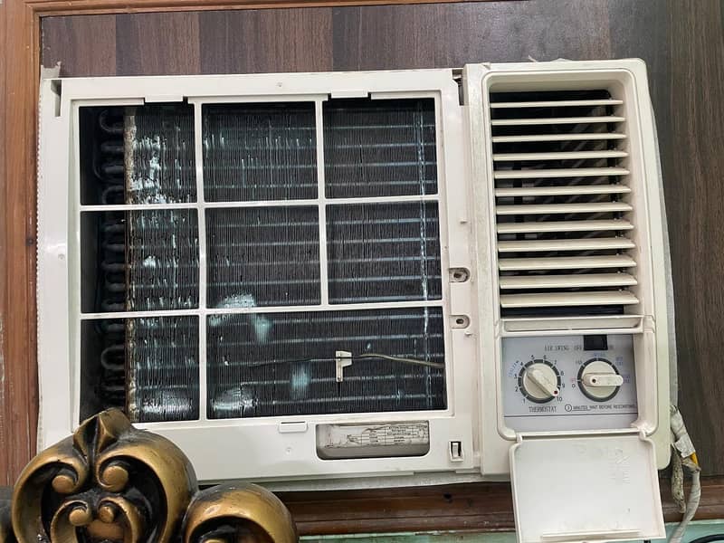 Window AC 1 Ton 3
