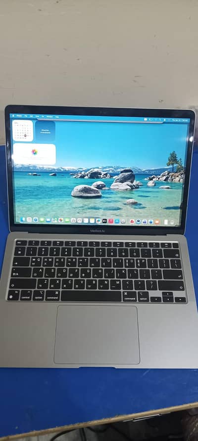 MacBook Air 150K