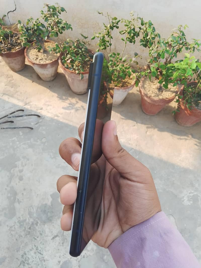 google pixel 6 (Read description) 5