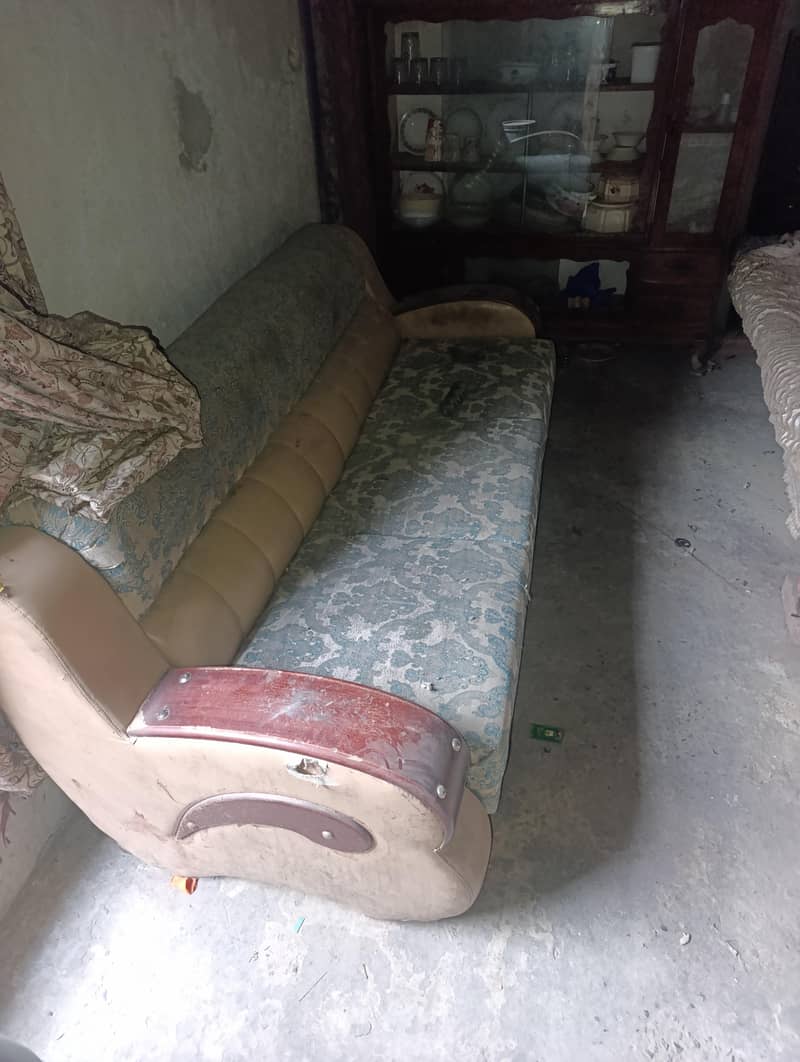 Double bed and single sofa 2