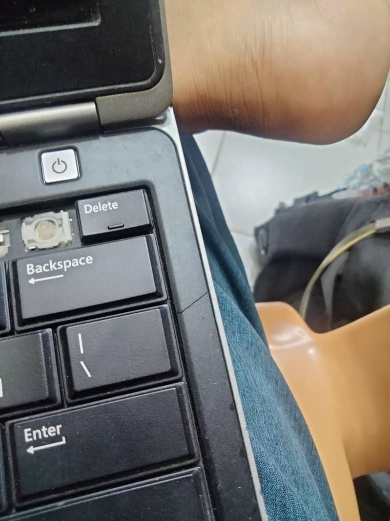 DELL LATITUDE E6230 5