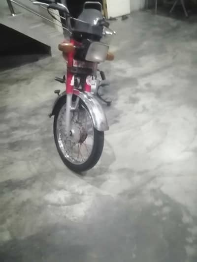 03056528131,, 03479041517, model,, 2018