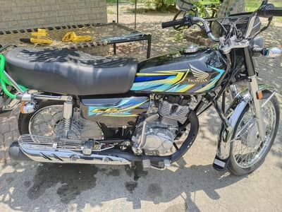 Honda 125 Black colour