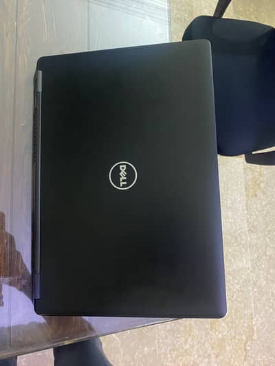 Dell Latitude 5480 7th gen core i5 looks brand new