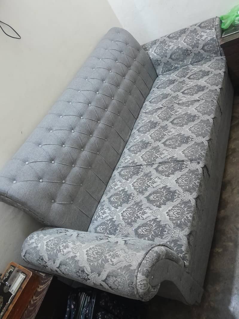 Beautiful Sofa Set 3