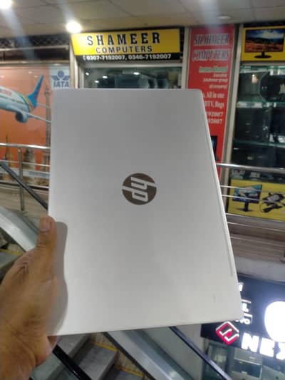 Hp probook 640 G8 Intel core i3 11th gen.  4GB Ram