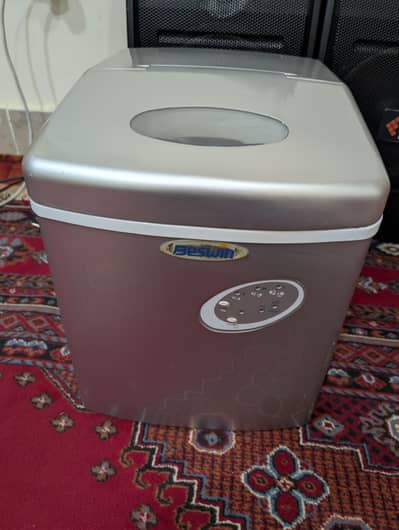 company beswin commercial ice cube maker like a brand new