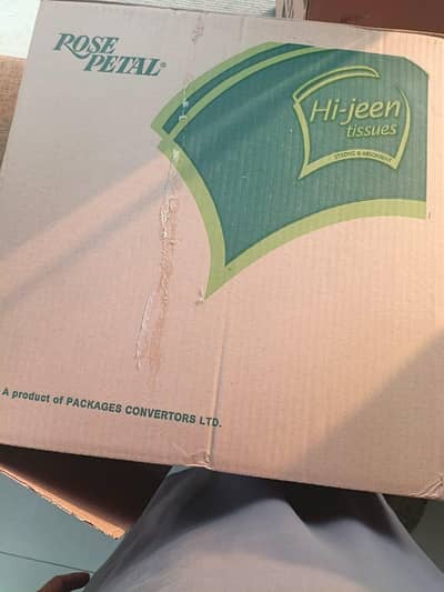 Rose Petal Hi-jeen Tissue   Box : 4