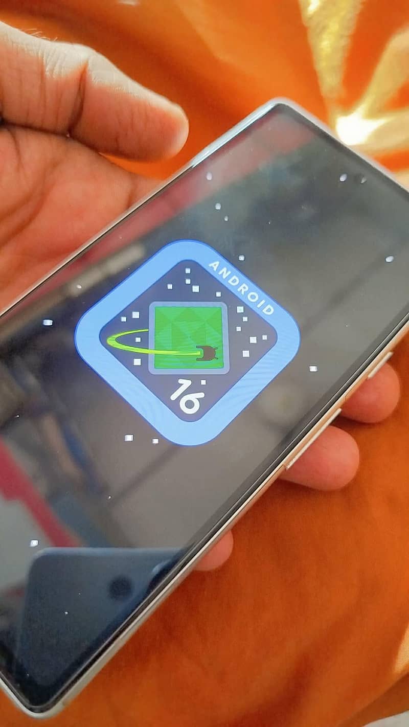 Google pixel 7a 8