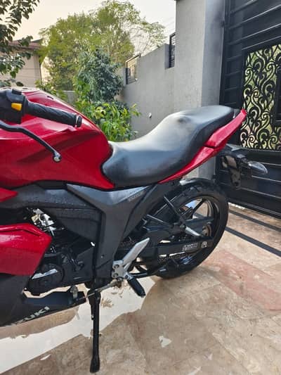 Suzuki gixxer 150