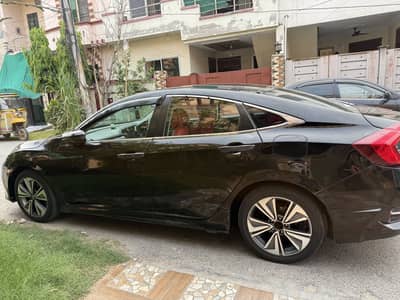 honda civic 2018 ug very good condition