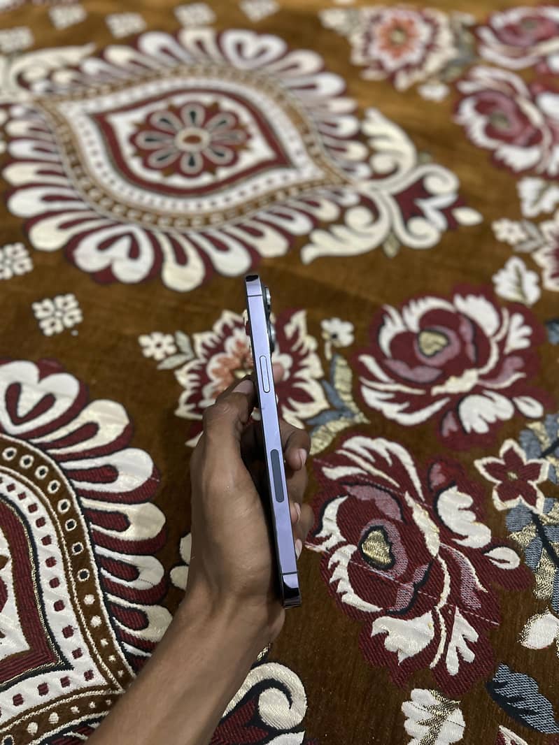 iphone 14pro max 3